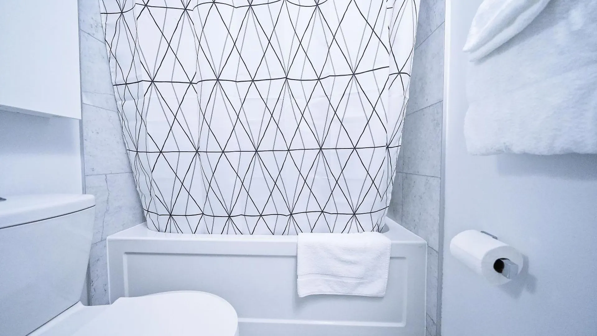 Rivetstays - The York I Toronto Apartment