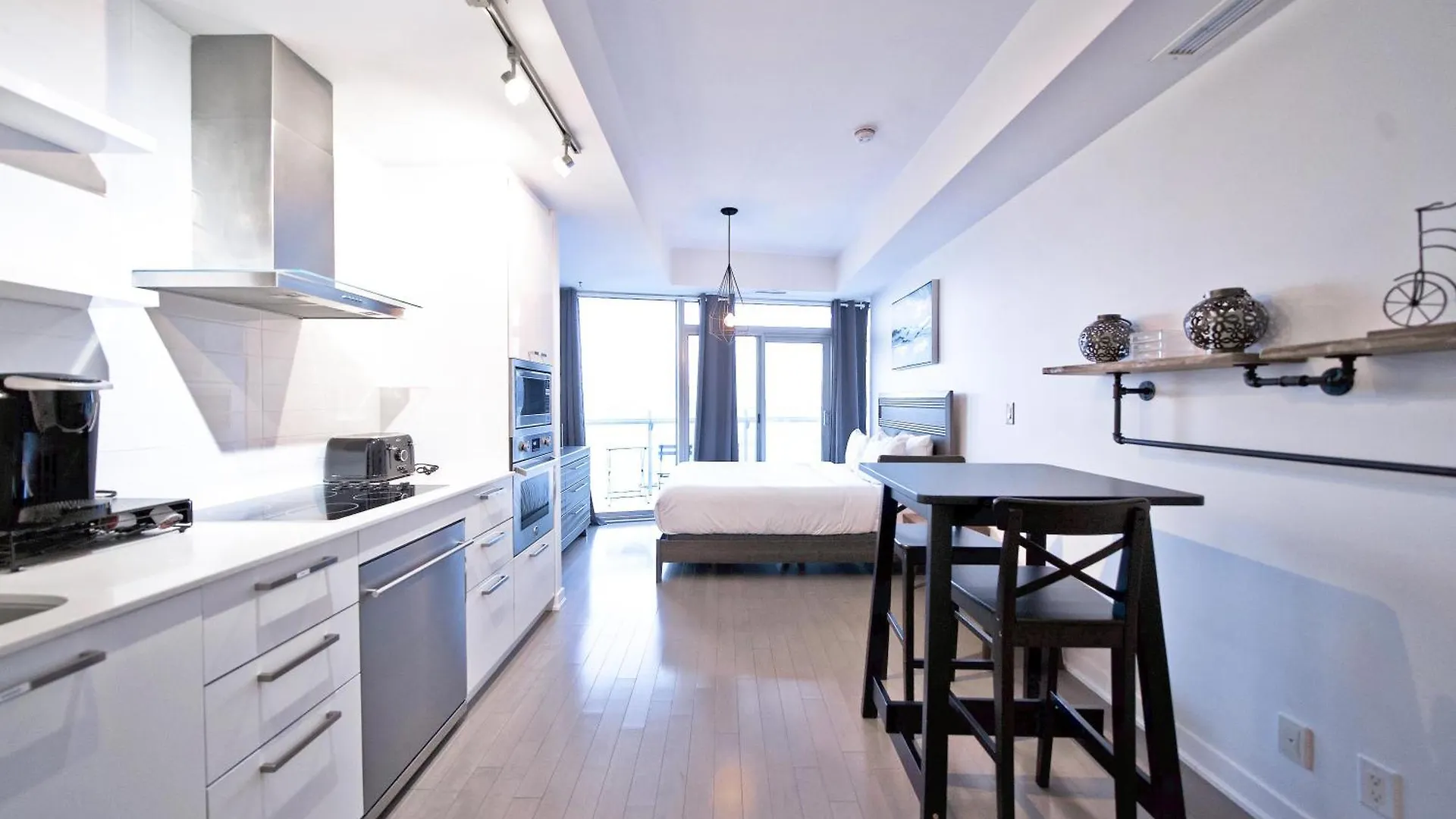 Apartment Rivetstays - The York I Toronto Canada