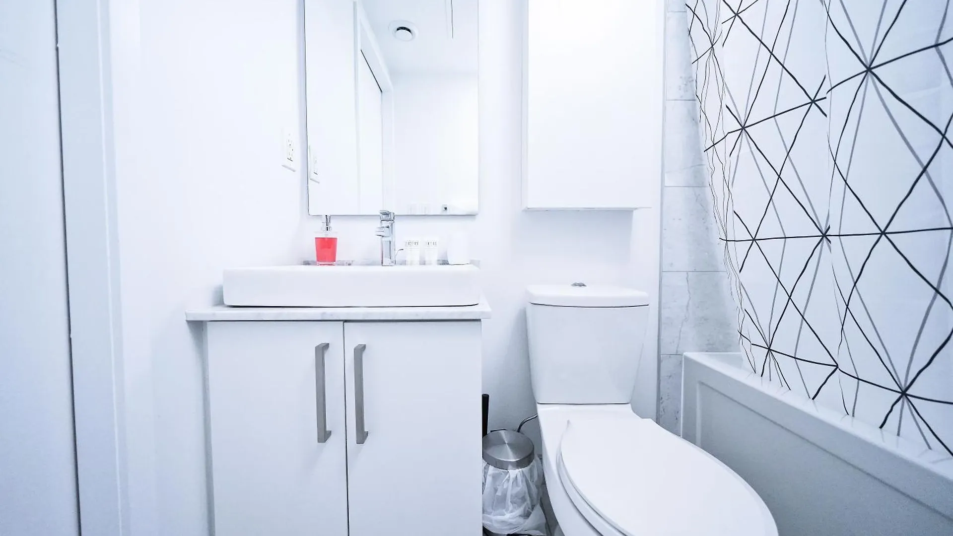 Rivetstays - The York I Toronto Apartment